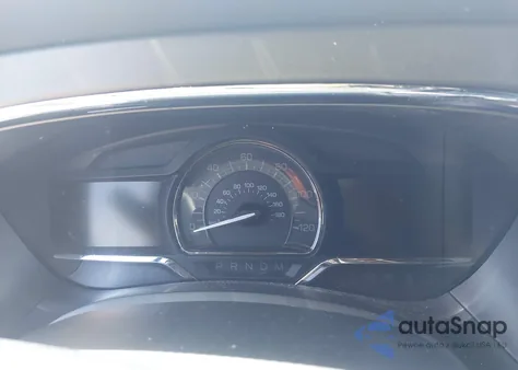 2017 Lincoln Navigator Reserve z USA, uszkodzony, nr VIN 5LMJJ2LT3HEL03557